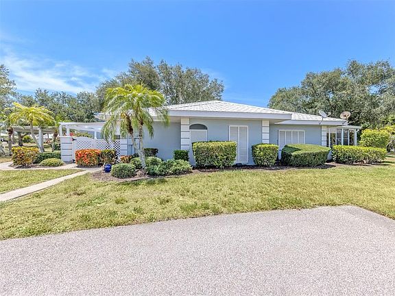 4th image of 431 Wexford Cir