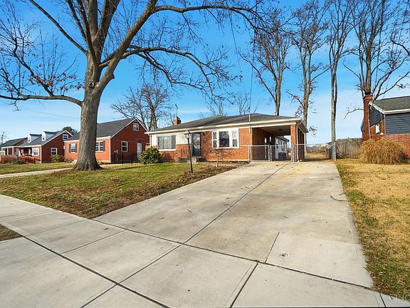 2nd image of 4152 Larchview Dr