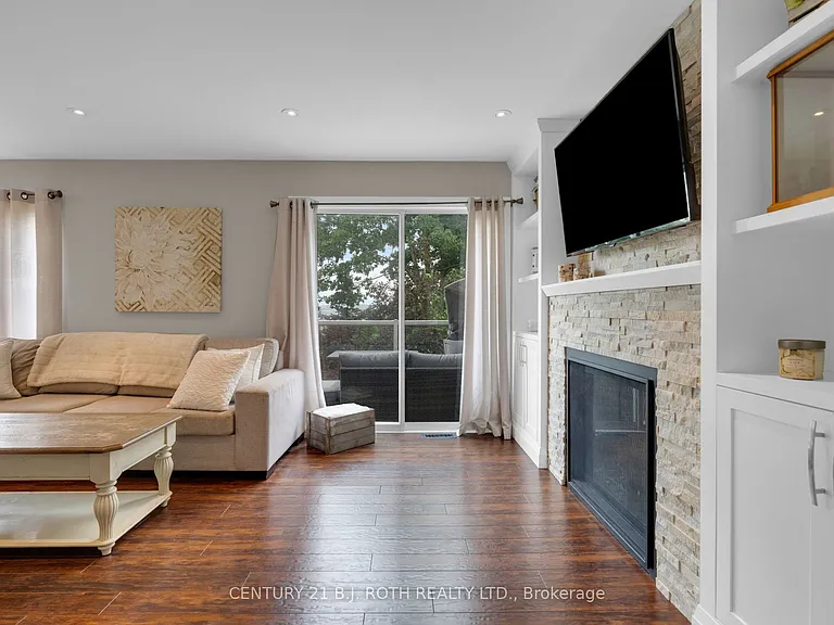 55 Gibbon Dr — Photo 7