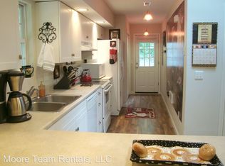 58 Crows Nest Rd, Hendersonville, NC 28791