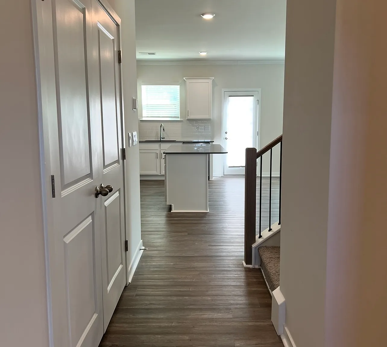 422 Janie Cir - 422 J... — Photo 4