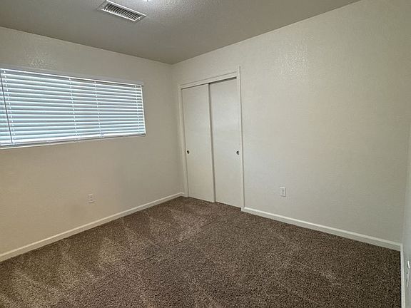 4th image of 1324-1330 S Rossmoor St #1328