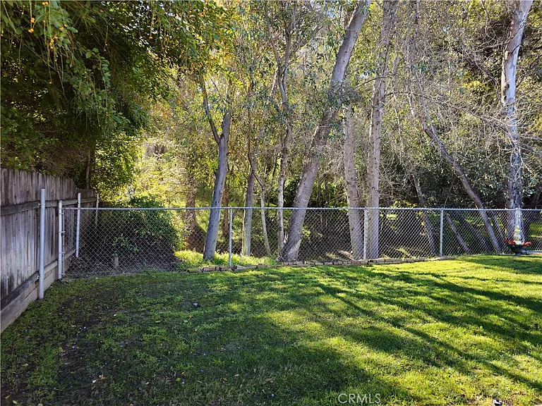 3953 Bayberry Dr — Photo 18
