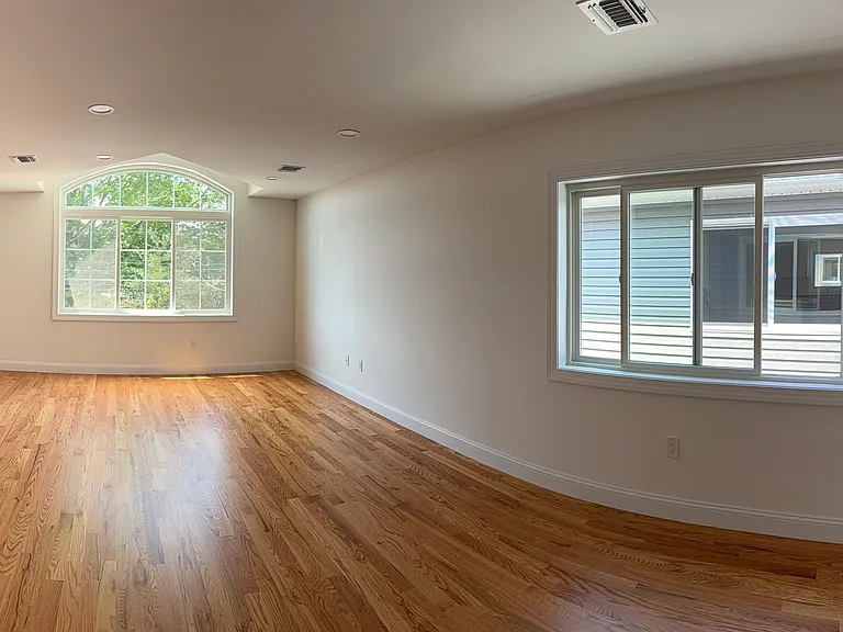113 Jerome Ave #2 — Photo 1