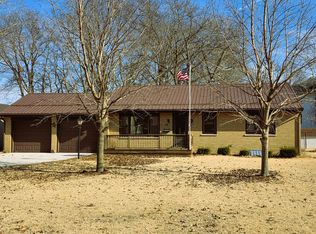 45 Locust St, Prophetstown, IL 61277