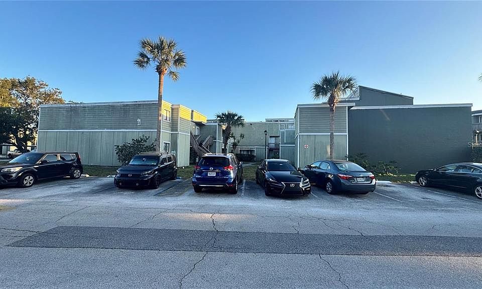 1st image of 198 SCOTTSDALE SQUARE #198
