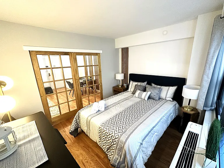 210 E 47th St #8SB — Photo 8