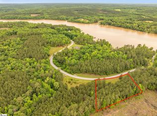977 Eagles Harbor Dr, Hodges, SC 29653