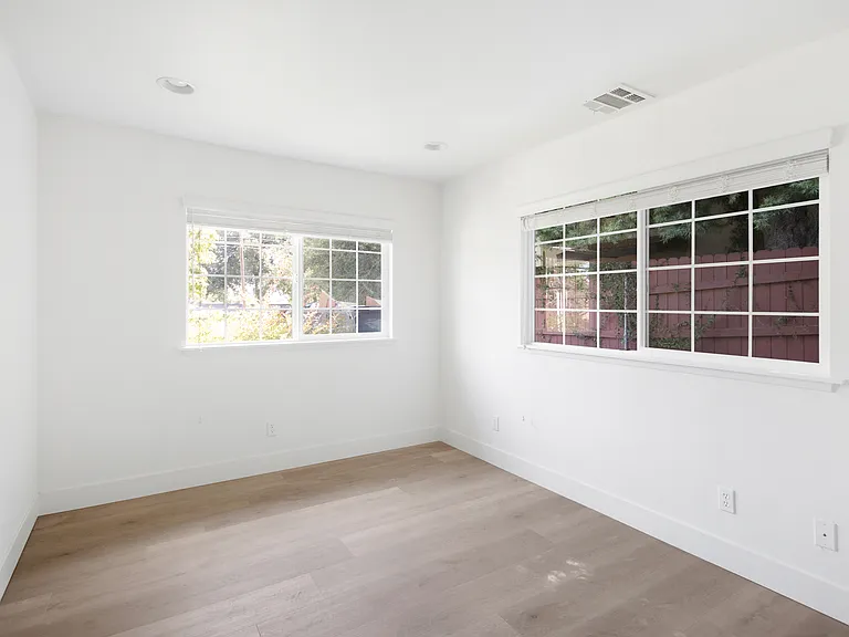 143 Esperanza Ave — Photo 9