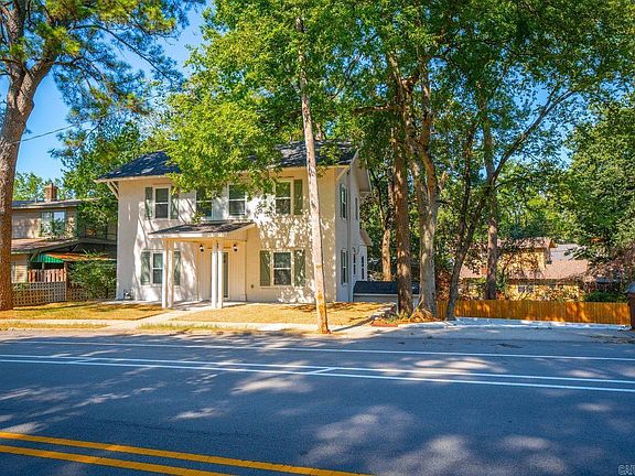 4th image of 1109 Kavanaugh Blvd