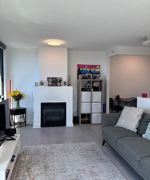 1003 Burnaby St #1404 — Photo 4
