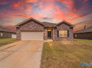 129 Arctic Fox Trl, Meridianville, AL 35759
