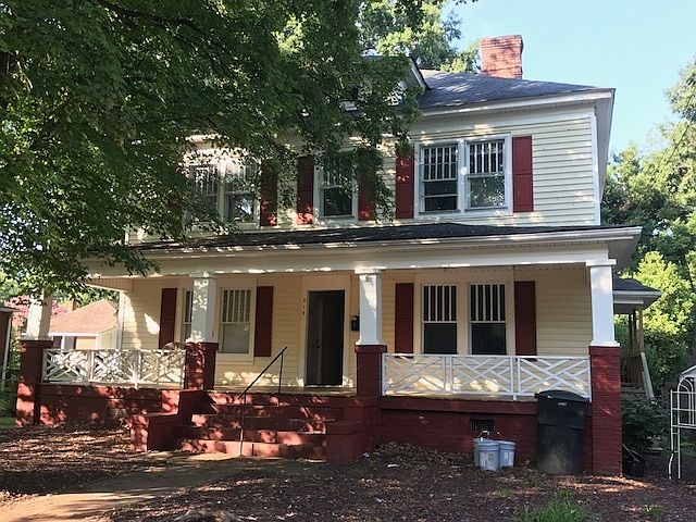 1st image of 515 E Davis St #B