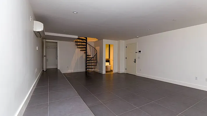 Rented by Nooklyn NYC LLC | media 94