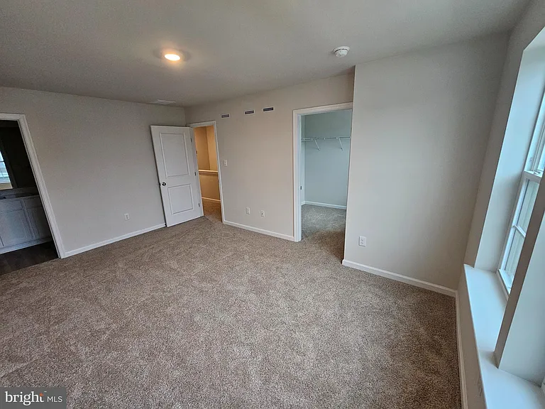 4 Elliot Ln — Photo 9