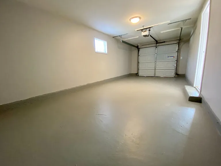 4421 Grayson St — Photo 15