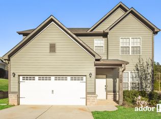 233 White Trillium Dr, Hoschton, GA 30548