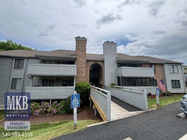 2527 Gatehouse Ln