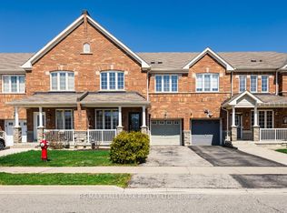33 Tomabrook Cres, Brampton, ON L6R 0V2