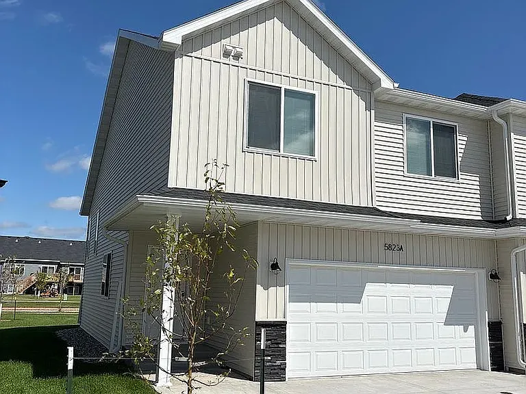 Wilds Townhomes 1 — Photo 16