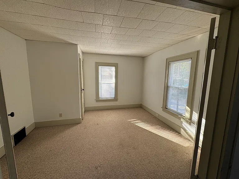 1510 Kinyon St #2 — Photo 5
