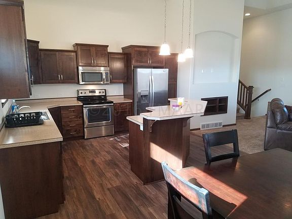3rd image of 1583 35th Ave S