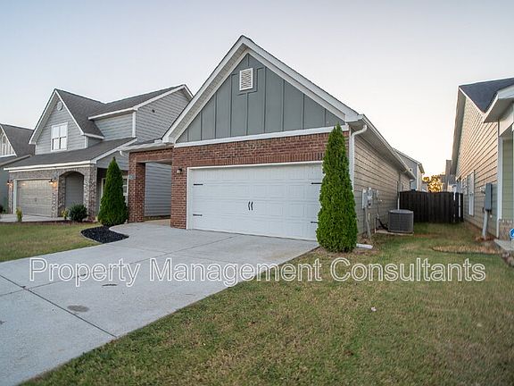 3rd image of 1033 Highgrove Hts