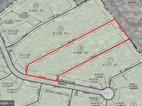 8 Conveyor Dr, Newmanstown, PA 17073