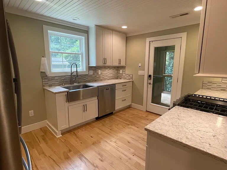 631 Probart St — Photo 5