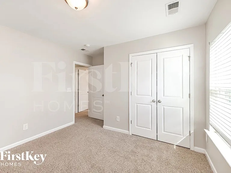 201 Firewheel Ct — Photo 13