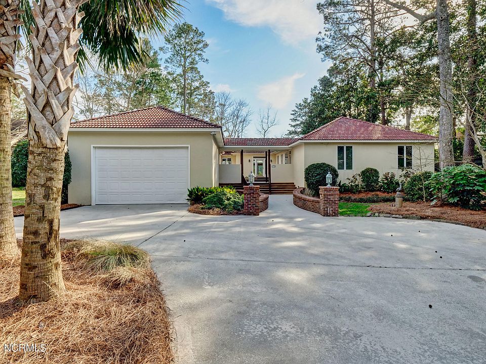 1st image of 6126 Leeward Ln
