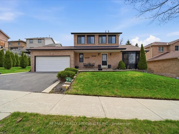 53 Fox Run Ln, Bradford West Gwillimbury, ON L3Z 2V2