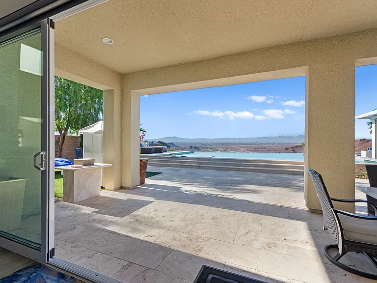55 Vista Outlook St — Photo 26
