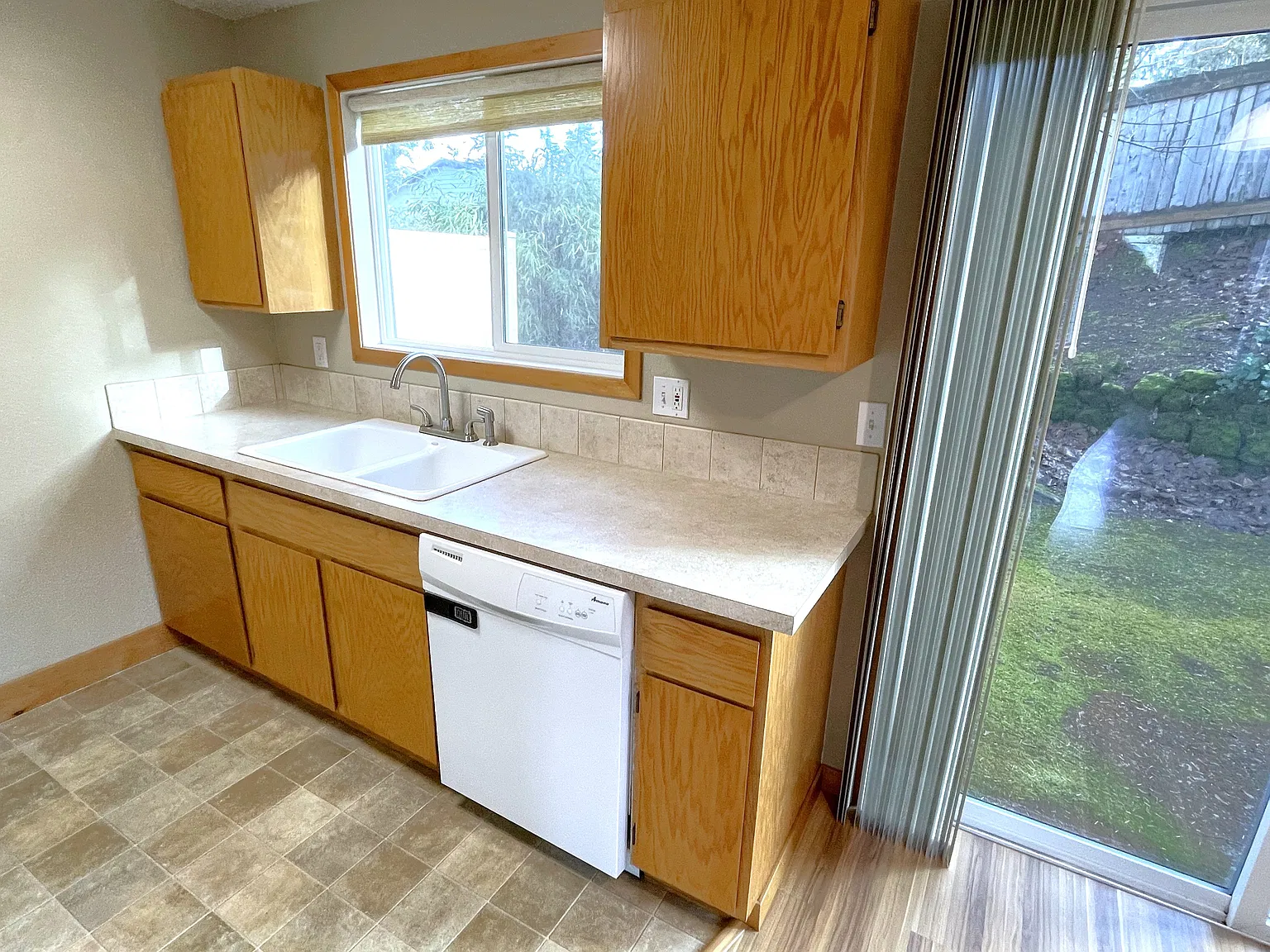 9759 SE 64th Avenue — Photo 3