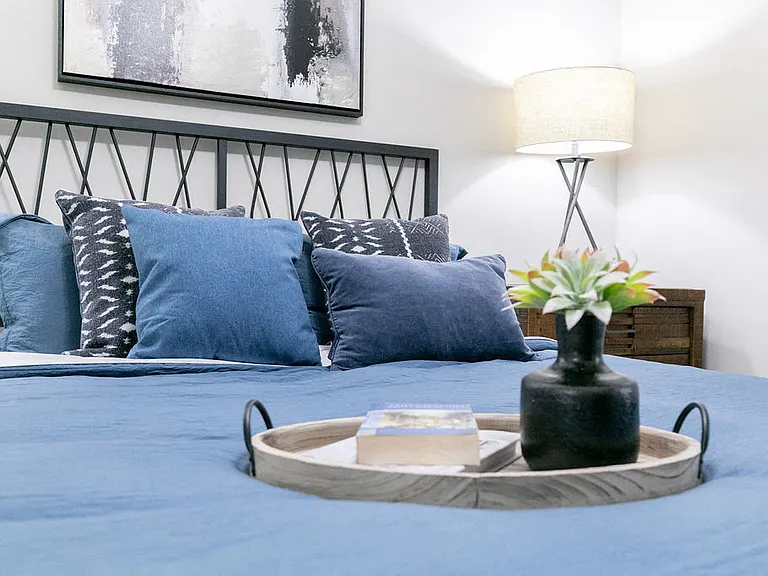Bed decor