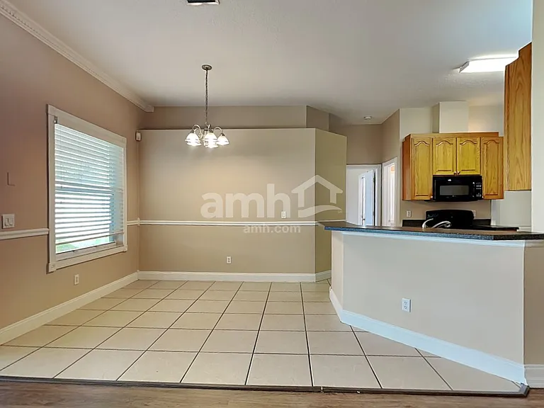 11525 Andy Dr — Photo 9