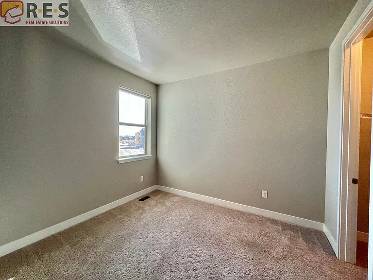 6833 Decatur St — Photo 12