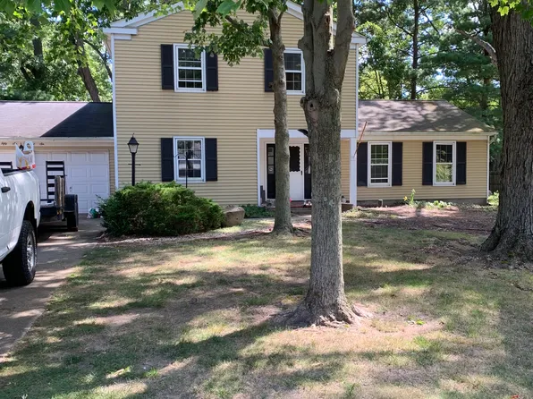 5636 Horning Rd, Kent, OH 44240