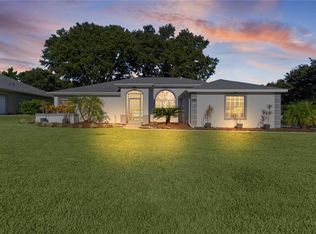 5252 Grove Mnr, Lady Lake, FL 32159