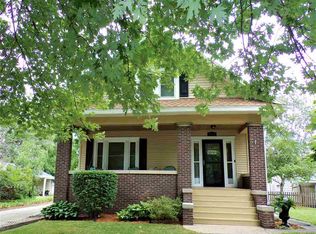 1123 Beecher Ave, Galesburg, IL 61401