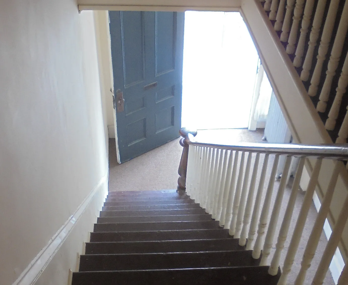 2 bed, 1400 sqft, $1,000 — Photo 2