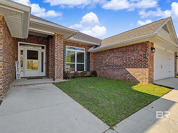 3rd image of 22849 Ridgewood Dr