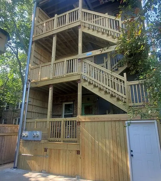 3017 W Wilson Ave #2 — Photo 2