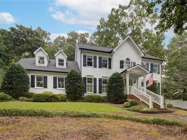 2000 Trotters Ridge Way, Roswell, GA 30075