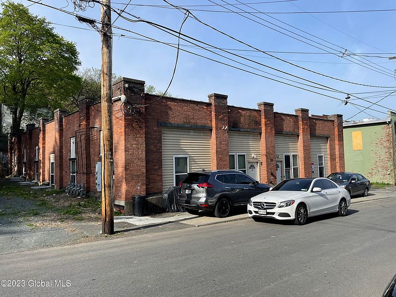 3rd image of 602-608 4th Street
