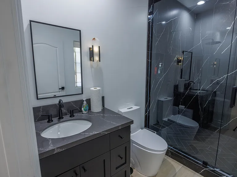 6029 Fairview Pl — Photo 78