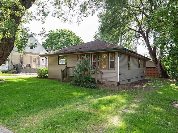 3rd image of 280 Pauline Ave