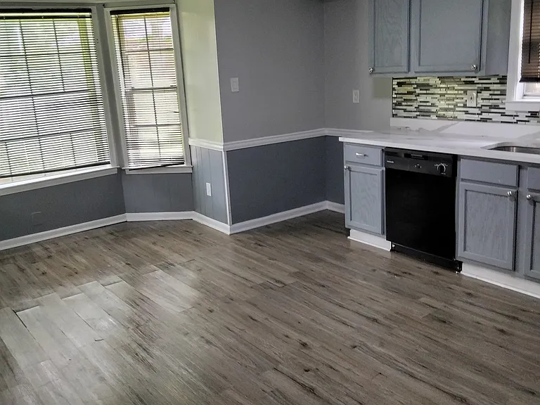 6017 Fox Ridge Dr — Photo 8