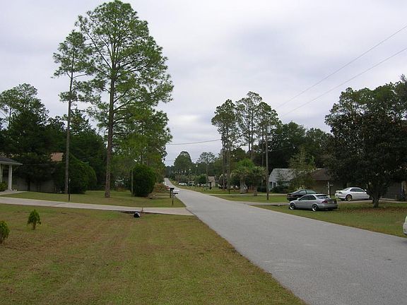 4th image of 21473 SW Peach Blossom St