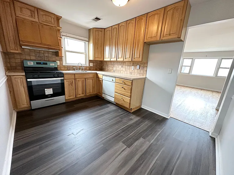 1225 Biscayne Blvd #2 — Photo 6